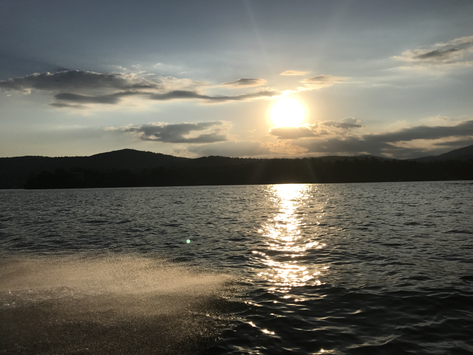 Renting a boat on Lake George